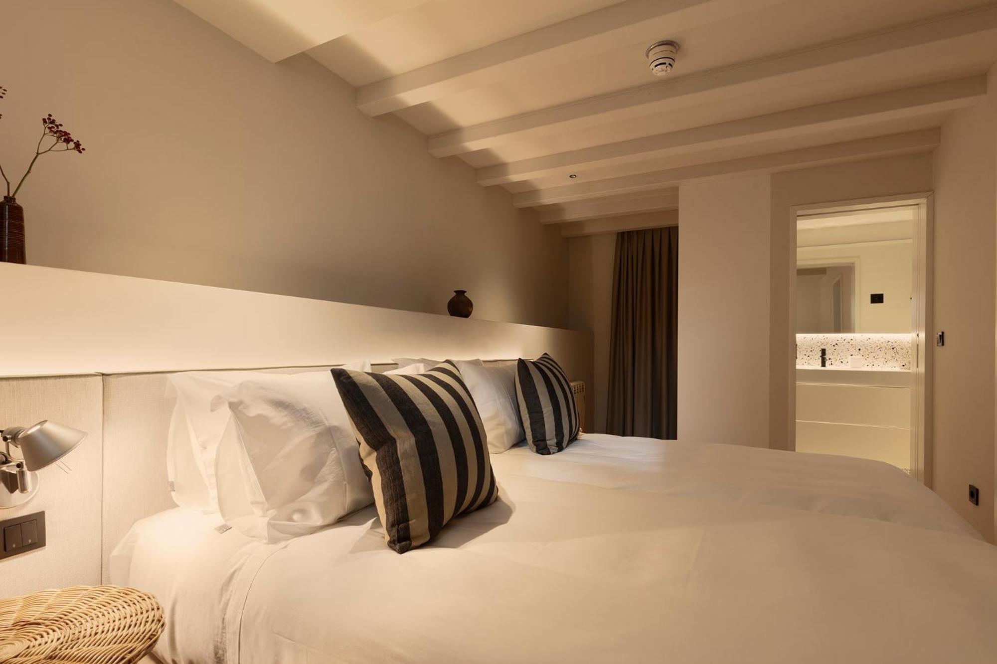 Vandoma Living Suites Porto Room photo