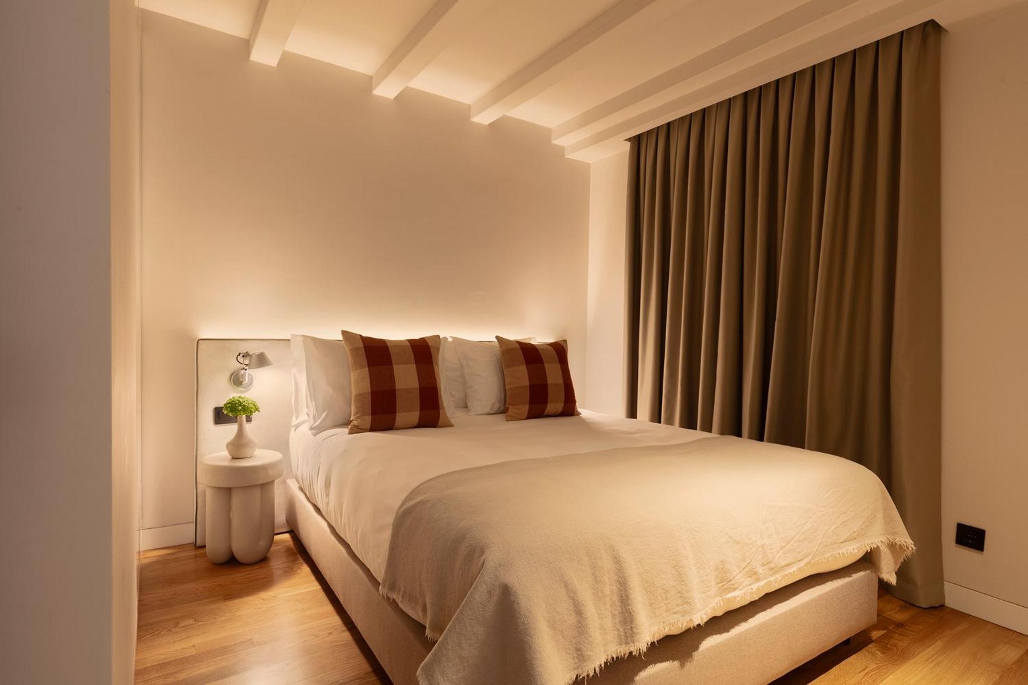 Vandoma Living Suites Porto Room photo